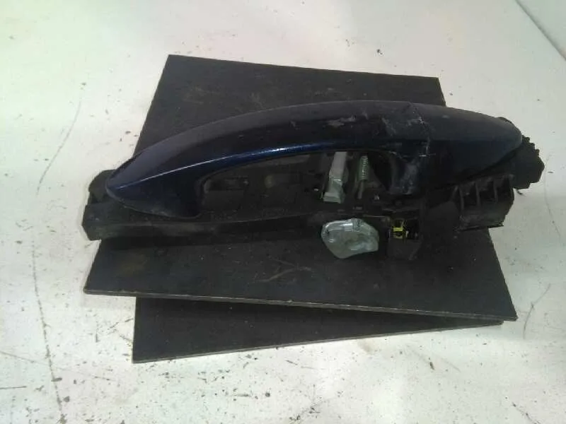 Maneta Exterior Delantera Derecha para Mazda Demio (Dw)