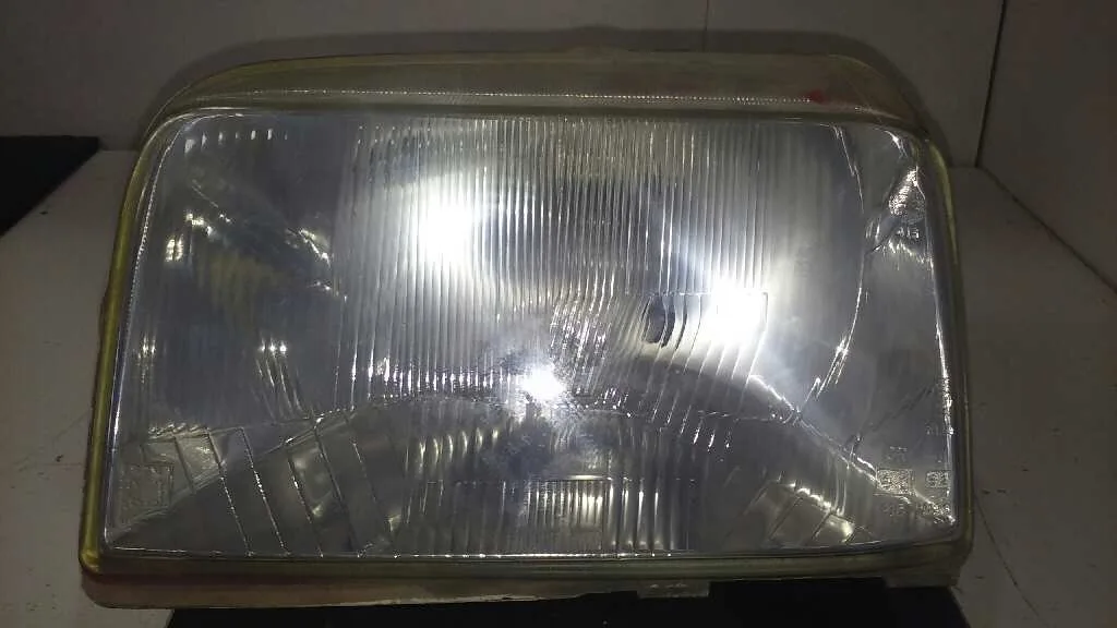 Faro Izquierdo para Renault 5 (B/C40)