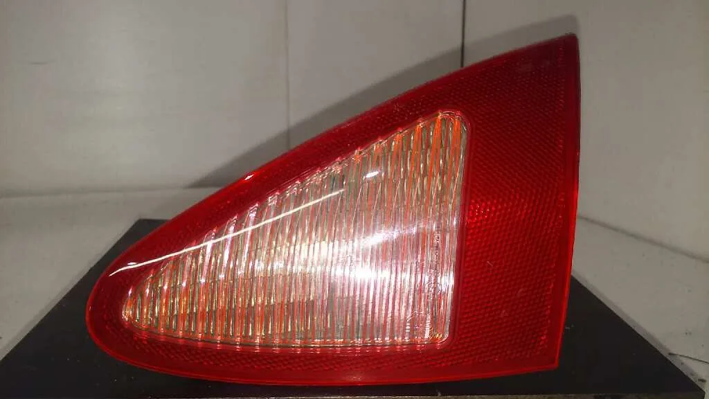Piloto Trasero Derecho Interior para Alfa Romeo 147 (190)