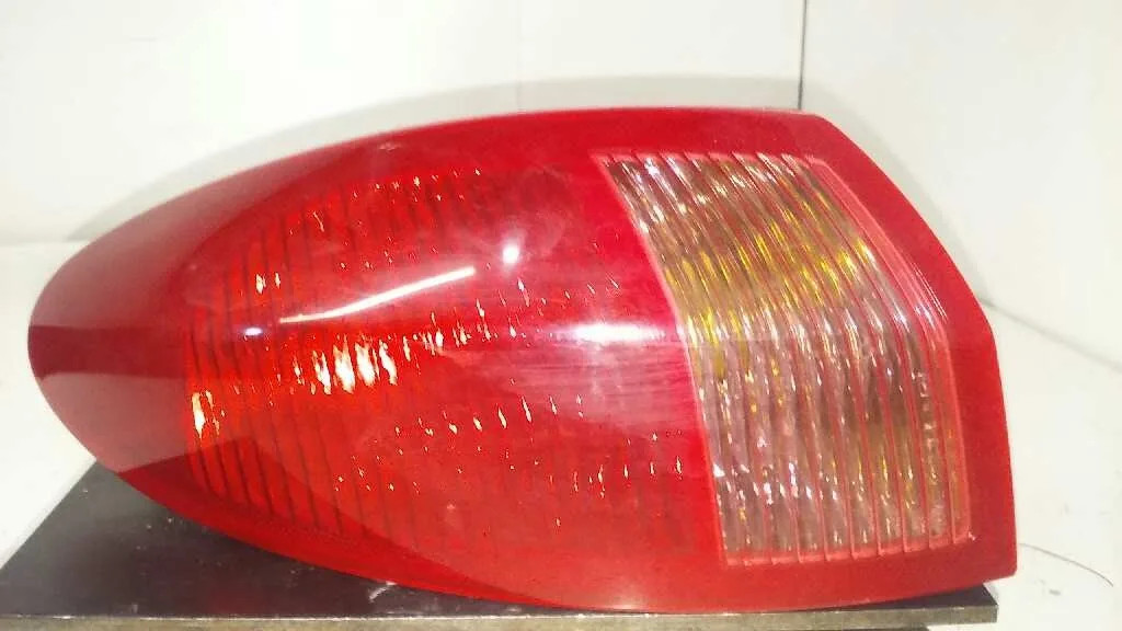Piloto Trasero Izquierdo para Alfa Romeo 147 (190)