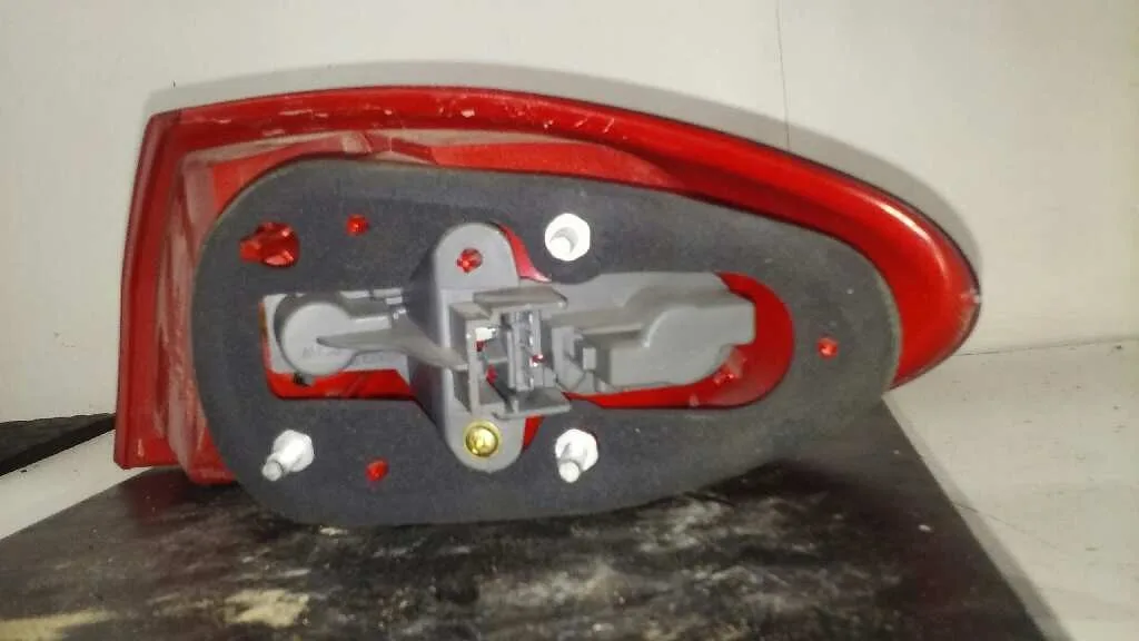 Piloto Trasero Izquierdo para Alfa Romeo 147 (190)