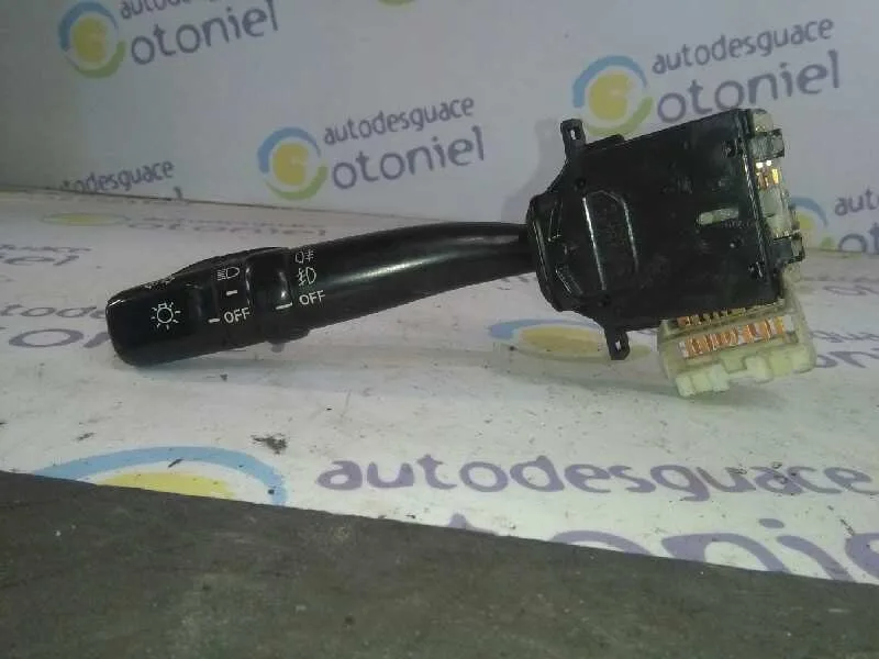 Mando Intermitentes para Toyota Avensis Berlina (T 22)