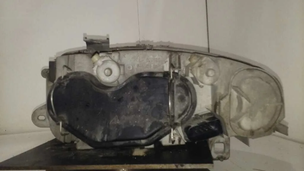 Faro Derecho para Alfa Romeo 147 (190)