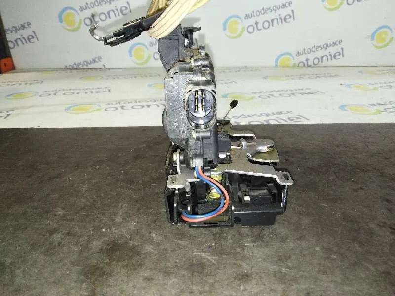 Cerradura Puerta Trasera Izquierda para Seat Toledo (1M2)