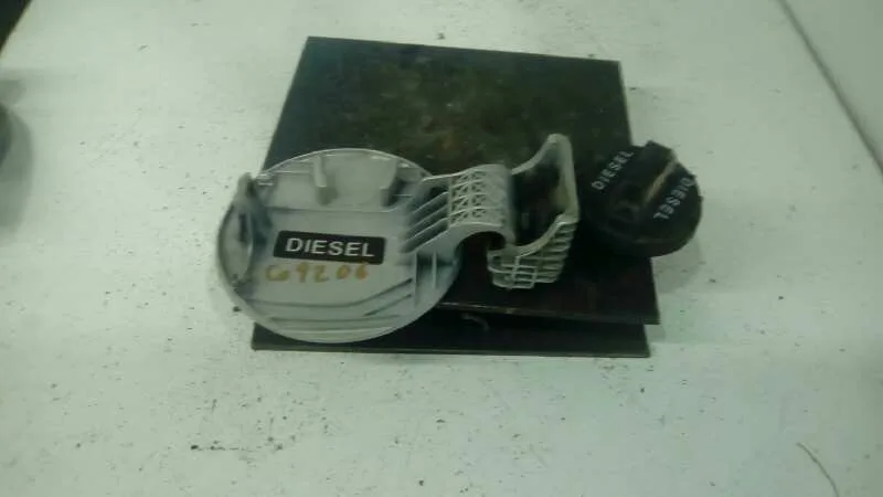 Tapa Exterior Combustible para Hyundai Getz (Tb)