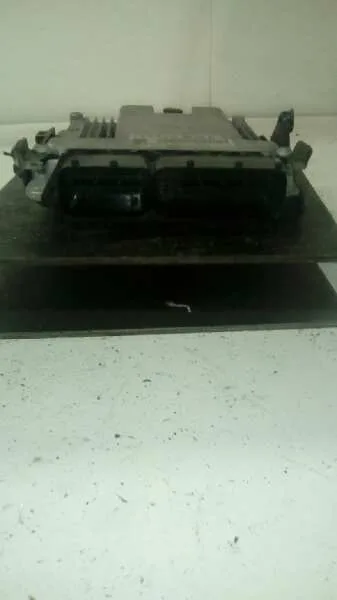 Centralita Motor Uce para Audi Tt (8J3/8J9)