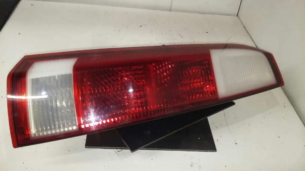 Piloto Trasero Izquierdo para Opel Meriva