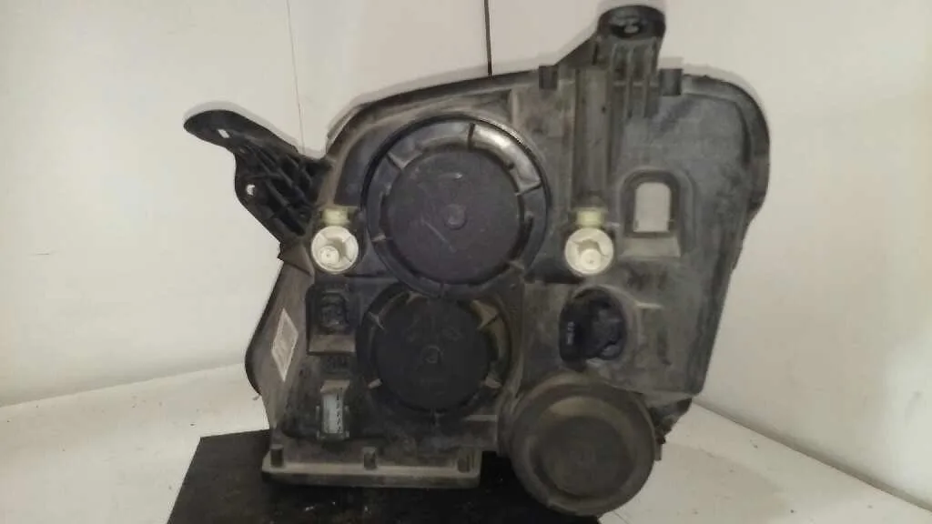 Faro Derecho para Opel Meriva