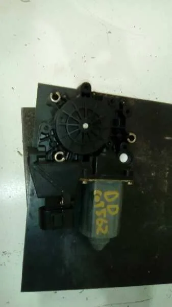 Motor Elevalunas Delantero Derecho para Audi A4 Berlina (B5)