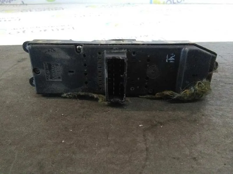 Mando Elevalunas Delantero Izquierdo para Toyota Avensis Berlina (T 22)