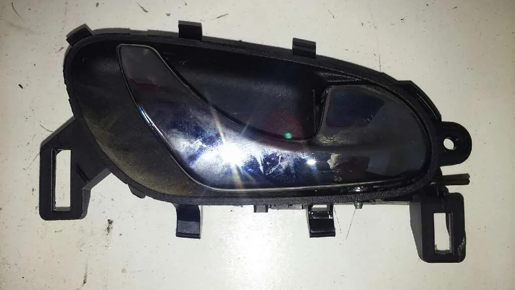 Maneta Interior Trasera Derecha para Nissan Qashqai (J11)