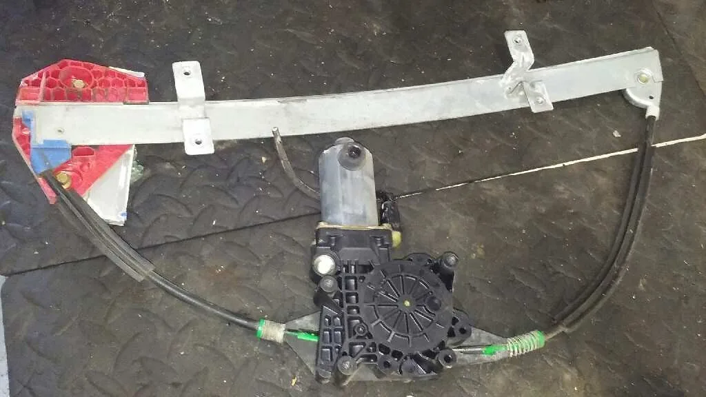 Elevalunas Delantero Izquierdo para Opel Astra G Berlina