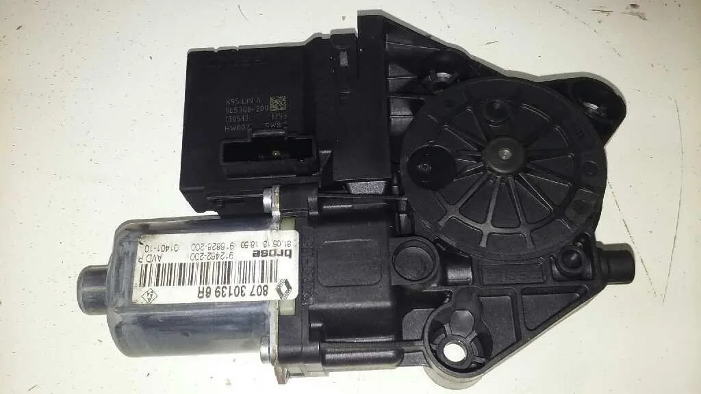 Motor Elevalunas Delantero Derecho para Renault Megane Iii Berlina 5 P