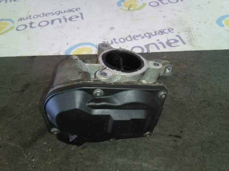 Caja Mariposa para Opel Corsa D