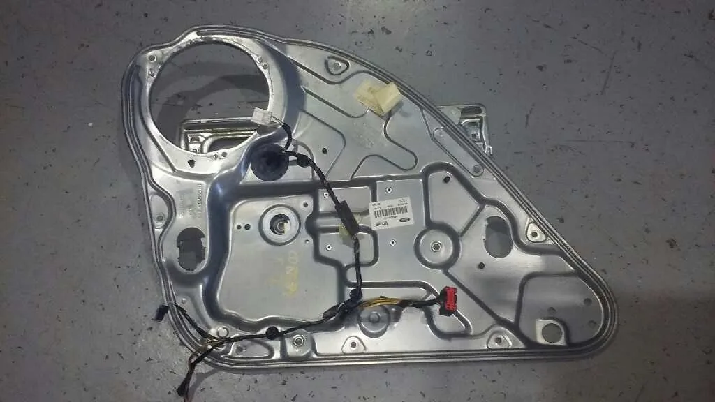 Elevalunas Trasero Izquierdo para Ford Focus Berlina (Cap)