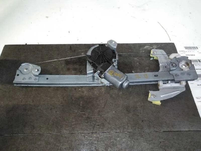 Elevalunas Delantero Izquierdo para Peugeot 107