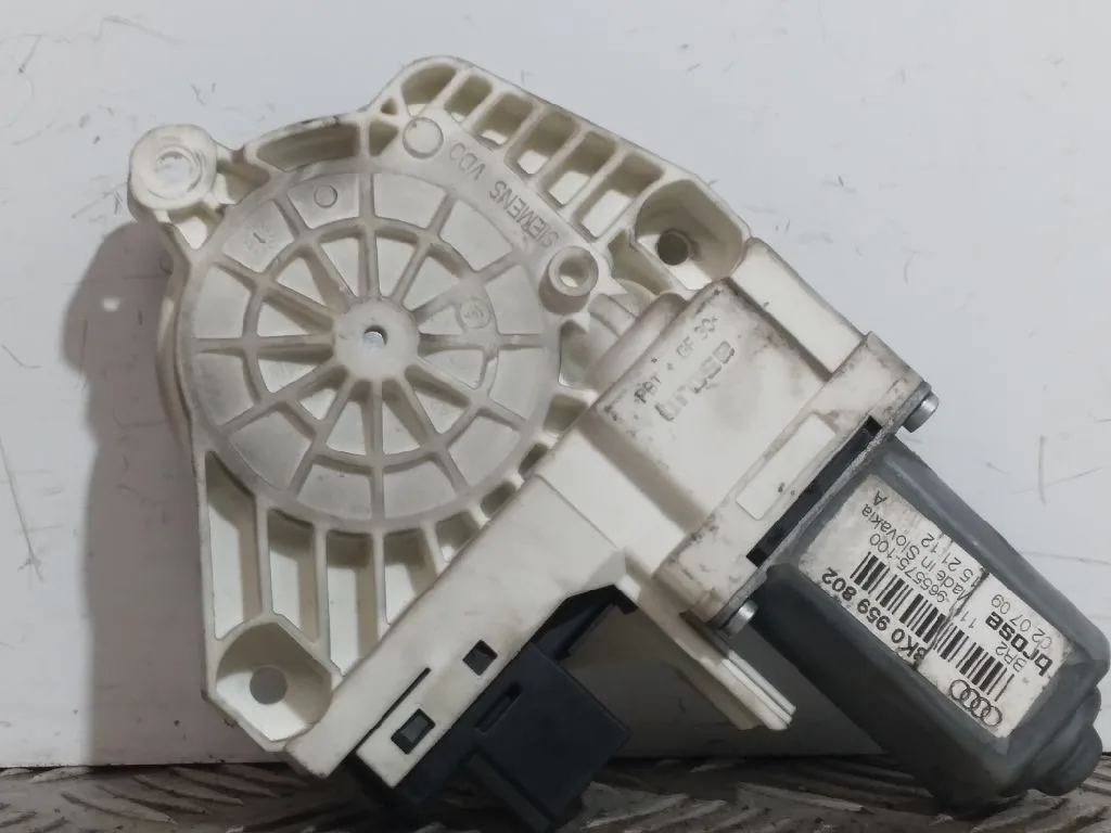Motor Elevalunas Delantero Derecho para Skoda Suberb (3T4)