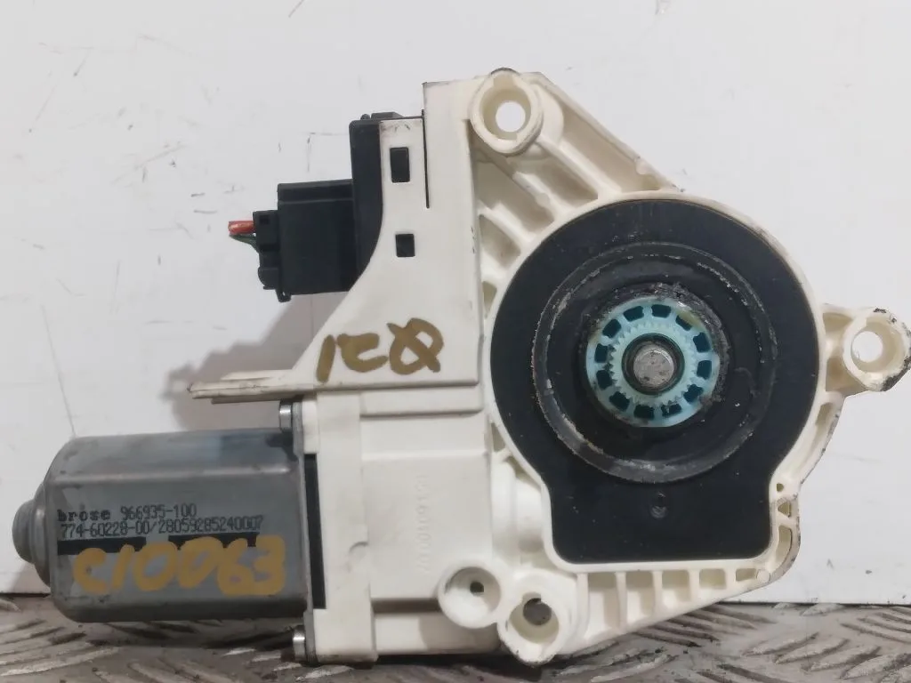 Motor Elevalunas Delantero Izquierdo para Skoda Suberb (3T4)