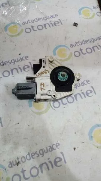 Motor Elevalunas Trasero Izquierdo para Skoda Suberb (3T4)