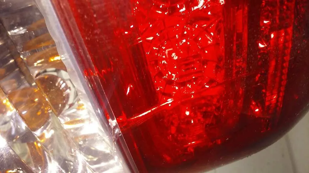 Piloto Trasero Derecho para Toyota Rav 4 (A3)