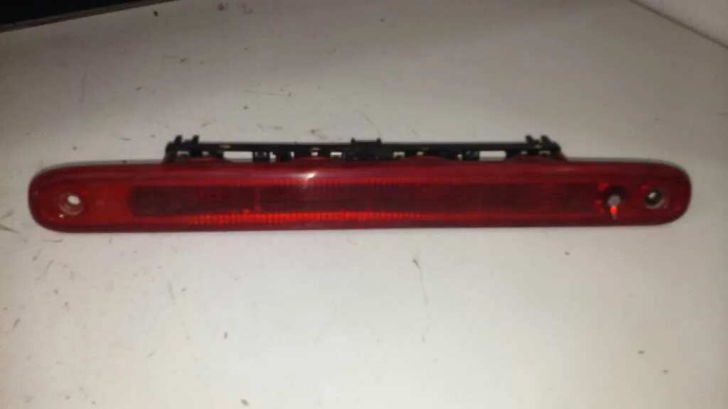 Luz Central De Freno para Peugeot 107
