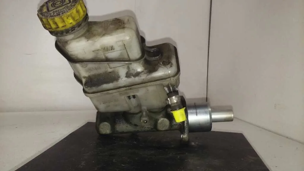 Bomba Freno para Fiat Punto Berlina (188)