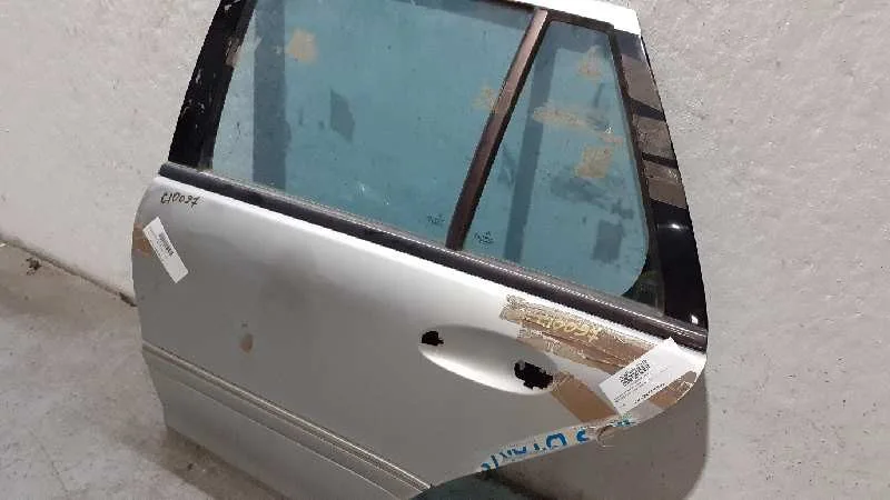 Puerta Trasera Izquierda para Mercedes-Benz Clase C (W203) Familiar