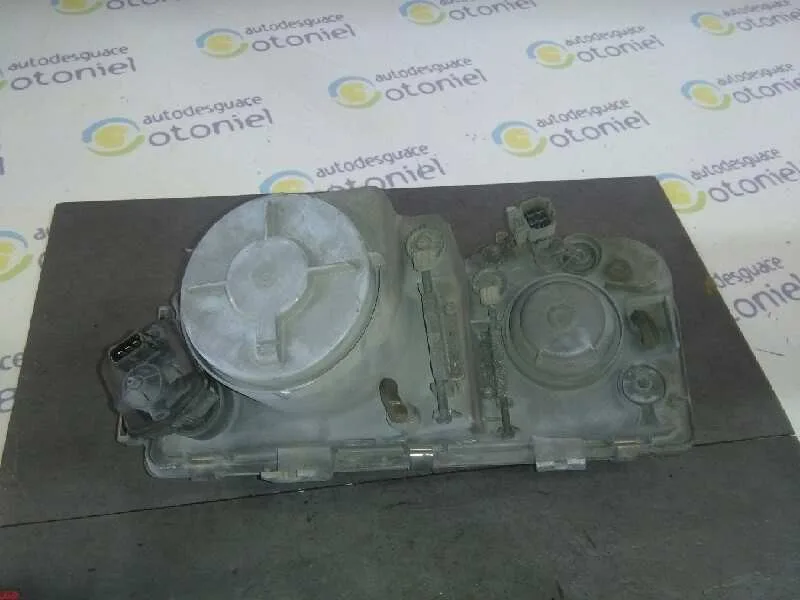 Faro Derecho para Tata Safari