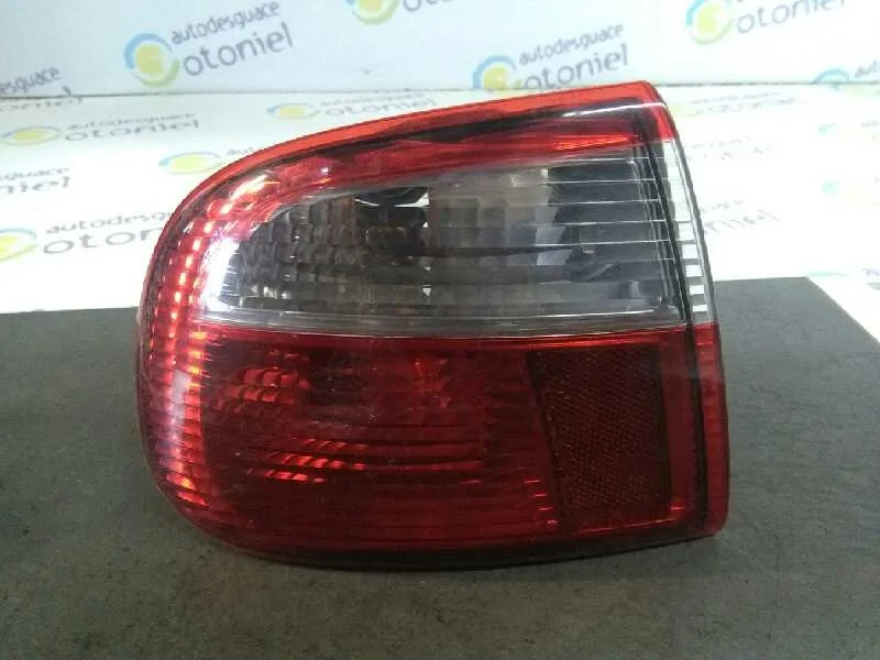 Piloto Trasero Izquierdo para Seat Toledo (1M2)
