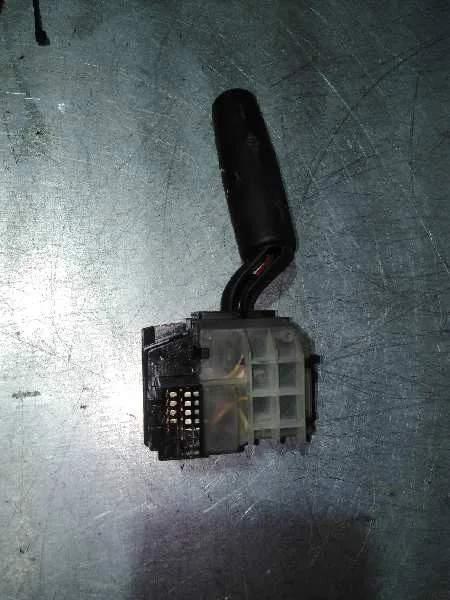 Mando Limpia para Mazda 3 Berlina (Bk)