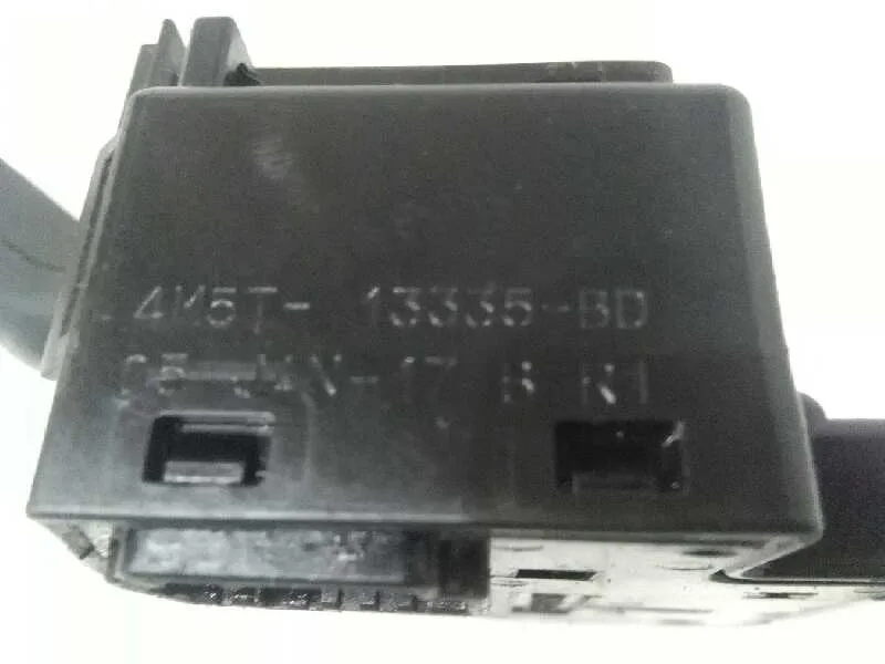 Mando Intermitentes para Ford Focus Berlina (Cap)