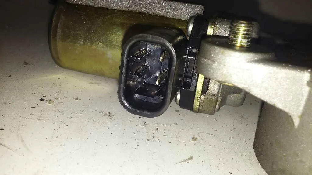 Elevalunas Delantero Izquierdo para Fiat Punto Berl. (176)