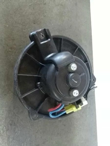 Motor Calefaccion para Mitsubishi Space Star (Dg0)