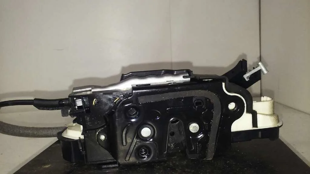 Cerradura Puerta Delantera Izquierda para Volkswagen Golf Vi (5K1)