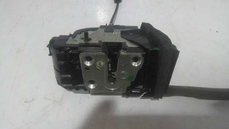 Cerradura Puerta Trasera Derecha para Nissan Juke (F15)