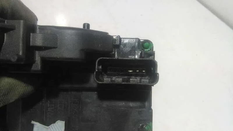 Cerradura Puerta Trasera Derecha para Nissan Juke (F15)