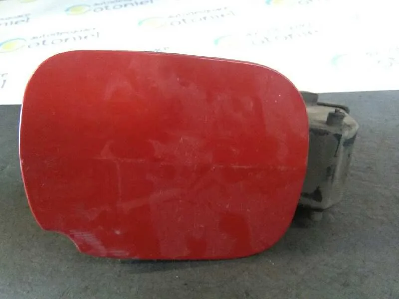 Tapa Exterior Combustible para Renault Clio Iii