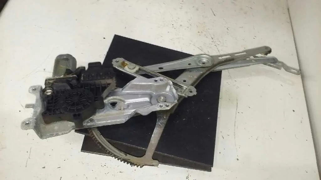 Elevalunas Delantero Izquierdo para Opel Astra G Berlina