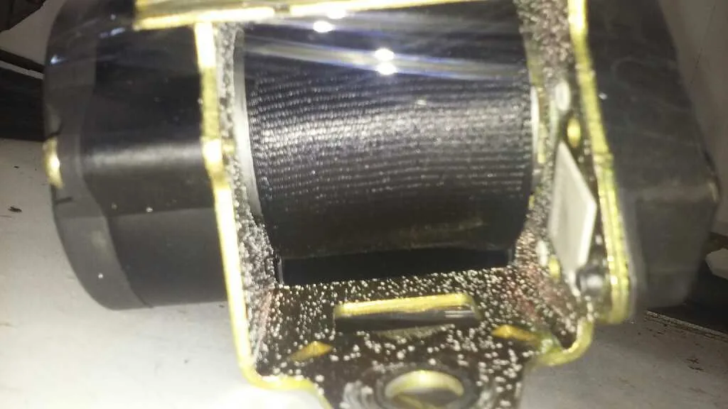 Pretensor Airbag Derecho para Audi A6 Berlina (4B2)