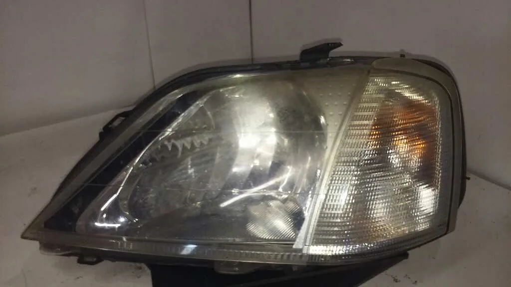 Faro Izquierdo para Dacia Logan