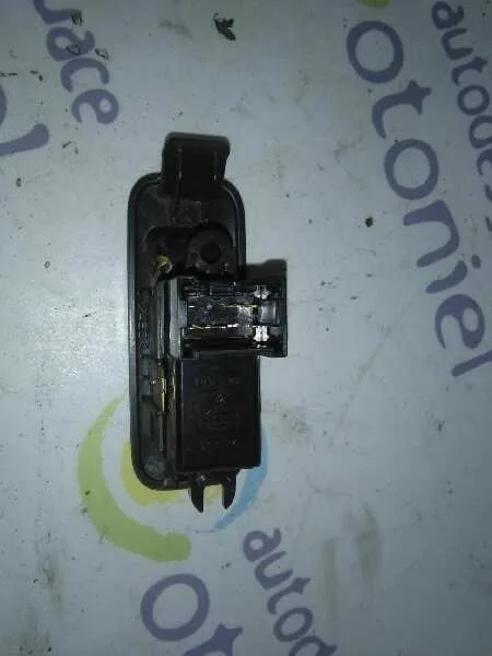 Mando Elevalunas Trasero Izquierdo para Nissan Primera Berlina (P12)