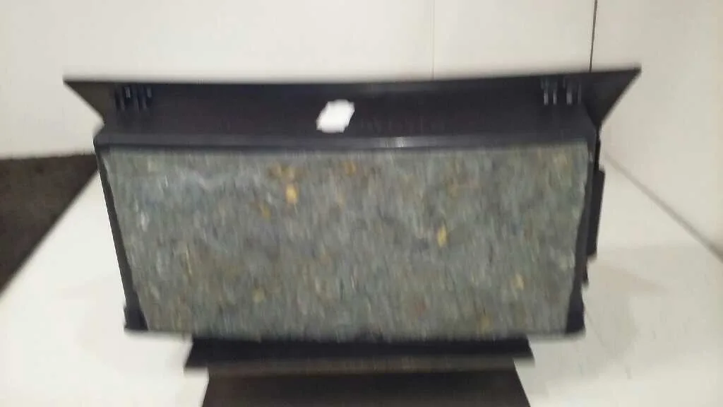 Guantera para Toyota Corolla (E12)