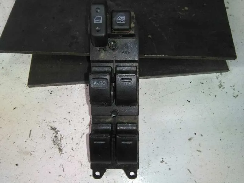 Mando Elevalunas Delantero Izquierdo para Toyota Avensis Berlina (T 22)