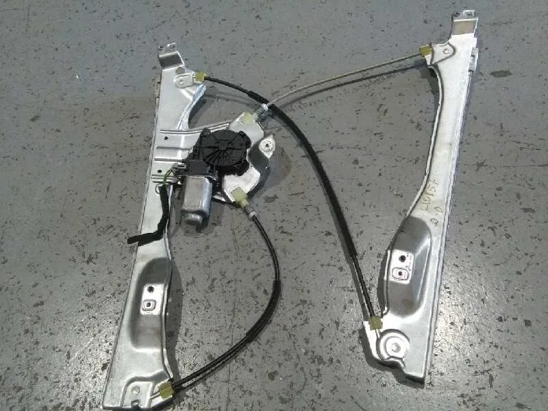 Elevalunas Delantero Derecho para Renault Clio Iii