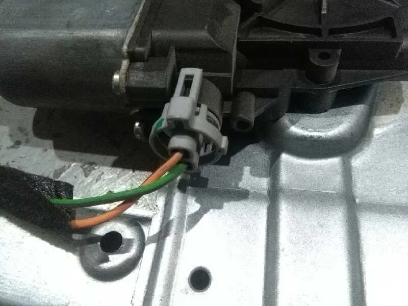 Elevalunas Delantero Izquierdo para Renault Clio Iii