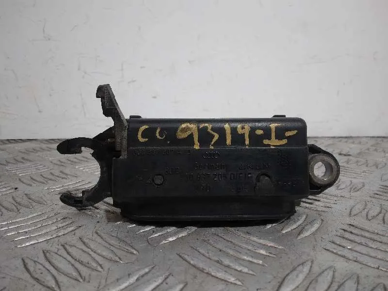 Maneta Exterior Delantera Izquierda para Audi A3 (8L)