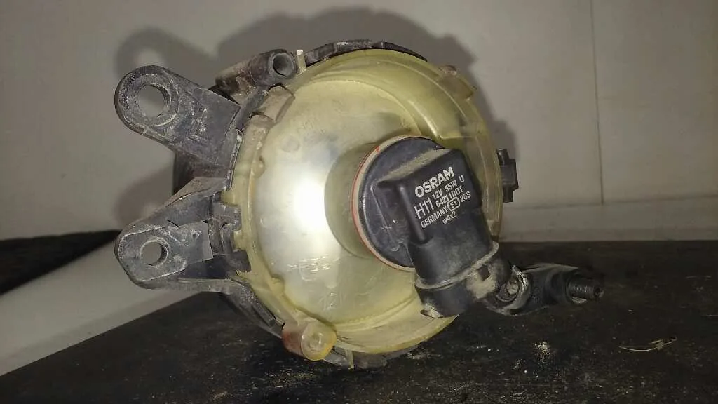 Faro Antiniebla Izquierdo para Volvo S40 Berlina