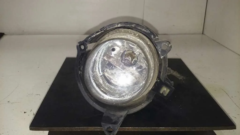 Faro Antiniebla Izquierdo para Ssangyong Actyon