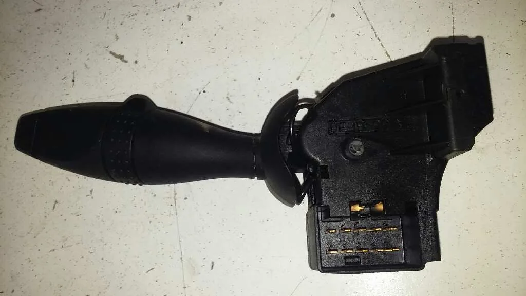 Mando Limpia para Ford Fusion (Cbk)