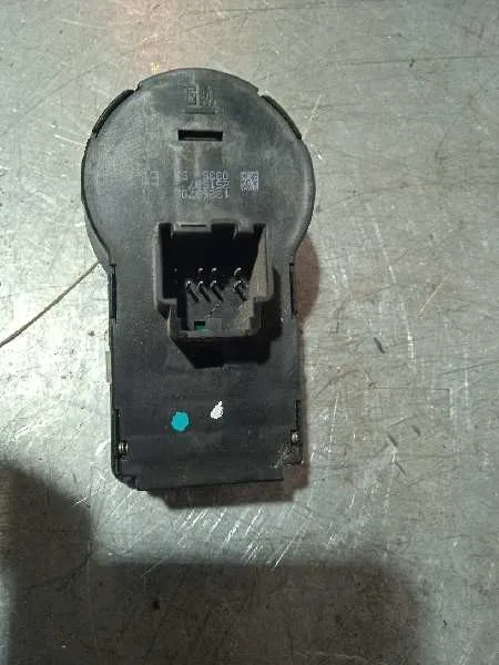 Mando Luces para Opel Astra J Lim.